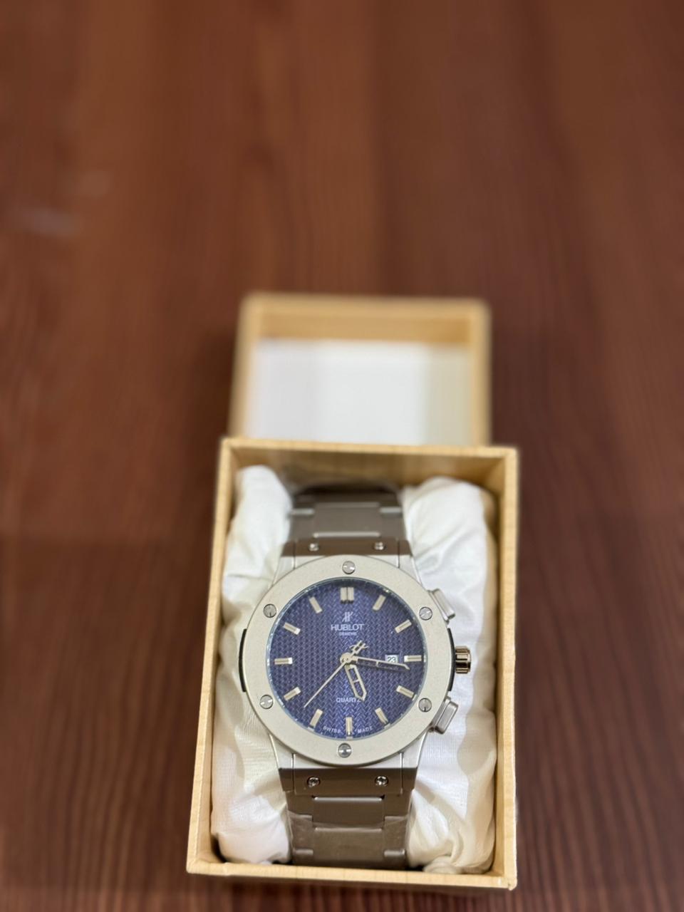 Elegant Hublot-Style Stainless Steel Quartz Watch