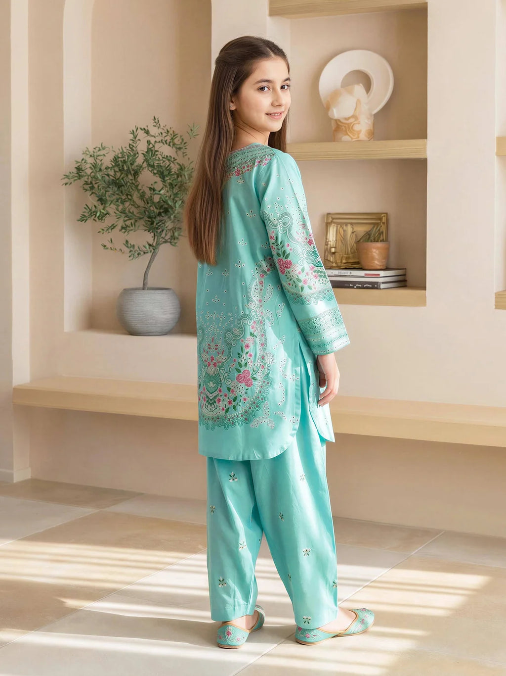 2 Piece Lawn Suit- Embroidered (Pret)